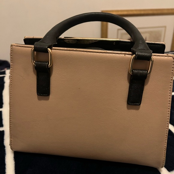 Call it Spring Handbag - Picture 2 of 5